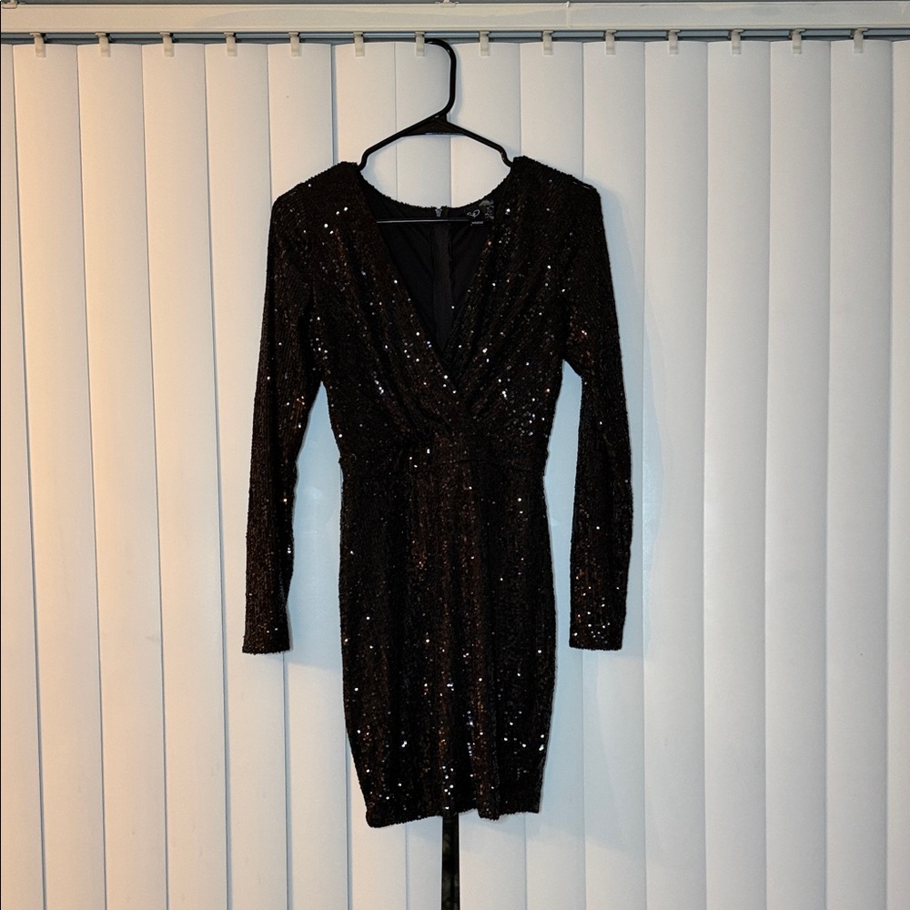 Windsor Black Sequin Long Sleeve Dress